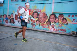 BIB: 55555, 540, 109
                            <button type="button" onclick="openModal(21760518)" class="btn btn-primary btn-sm float-right btn-popup" data-toggle="modal" data-target=".modal-high-quality">
                        <i class="fas fa-shopping-cart"></i> Add to Cart
                    </button>
                                            <button type="button" onclick="isThisMe(21760518, true)" class="btn btn-success btn-sm float-right btn-popup btn-isme hidden" data-toggle="tooltip" data-placement="bottom" title="นี่คือรูปของคุณใช่ไหม คลิกที่นี่เพื่อเอาเข้าอัลบั้ม">
                        <i class="fas fa-plus"></i> Add to album
                    </button>
                    <button type="button" onclick="isThisMe(21760518, false)" class="btn btn-warning btn-sm float-right btn-popup btn-isnotme hidden">
                        <i class="fas fa-ban"></i> Remove from album
                    </button>