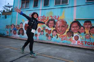 BIB: 3115
                            <button type="button" onclick="openModal(21760588)" class="btn btn-primary btn-sm float-right btn-popup" data-toggle="modal" data-target=".modal-high-quality">
                        <i class="fas fa-shopping-cart"></i> Add to Cart
                    </button>
                                            <button type="button" onclick="isThisMe(21760588, true)" class="btn btn-success btn-sm float-right btn-popup btn-isme hidden" data-toggle="tooltip" data-placement="bottom" title="นี่คือรูปของคุณใช่ไหม คลิกที่นี่เพื่อเอาเข้าอัลบั้ม">
                        <i class="fas fa-plus"></i> Add to album
                    </button>
                    <button type="button" onclick="isThisMe(21760588, false)" class="btn btn-warning btn-sm float-right btn-popup btn-isnotme hidden">
                        <i class="fas fa-ban"></i> Remove from album
                    </button>