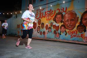 BIB: 315
                            <button type="button" onclick="openModal(21757392)" class="btn btn-primary btn-sm float-right btn-popup" data-toggle="modal" data-target=".modal-high-quality">
                        <i class="fas fa-shopping-cart"></i> Add to Cart
                    </button>
                                            <button type="button" onclick="isThisMe(21757392, true)" class="btn btn-success btn-sm float-right btn-popup btn-isme hidden" data-toggle="tooltip" data-placement="bottom" title="นี่คือรูปของคุณใช่ไหม คลิกที่นี่เพื่อเอาเข้าอัลบั้ม">
                        <i class="fas fa-plus"></i> Add to album
                    </button>
                    <button type="button" onclick="isThisMe(21757392, false)" class="btn btn-warning btn-sm float-right btn-popup btn-isnotme hidden">
                        <i class="fas fa-ban"></i> Remove from album
                    </button>