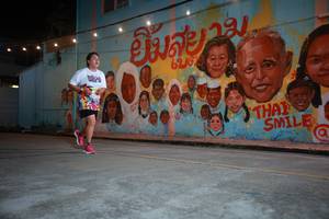 BIB: 6209, 515
                            <button type="button" onclick="openModal(21753418)" class="btn btn-primary btn-sm float-right btn-popup" data-toggle="modal" data-target=".modal-high-quality">
                        <i class="fas fa-shopping-cart"></i> Add to Cart
                    </button>
                                            <button type="button" onclick="isThisMe(21753418, true)" class="btn btn-success btn-sm float-right btn-popup btn-isme hidden" data-toggle="tooltip" data-placement="bottom" title="นี่คือรูปของคุณใช่ไหม คลิกที่นี่เพื่อเอาเข้าอัลบั้ม">
                        <i class="fas fa-plus"></i> Add to album
                    </button>
                    <button type="button" onclick="isThisMe(21753418, false)" class="btn btn-warning btn-sm float-right btn-popup btn-isnotme hidden">
                        <i class="fas fa-ban"></i> Remove from album
                    </button>