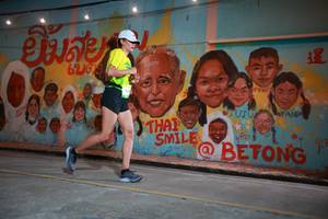 BIB: 6209
                            <button type="button" onclick="openModal(21753121)" class="btn btn-primary btn-sm float-right btn-popup" data-toggle="modal" data-target=".modal-high-quality">
                        <i class="fas fa-shopping-cart"></i> Add to Cart
                    </button>
                                            <button type="button" onclick="isThisMe(21753121, true)" class="btn btn-success btn-sm float-right btn-popup btn-isme hidden" data-toggle="tooltip" data-placement="bottom" title="นี่คือรูปของคุณใช่ไหม คลิกที่นี่เพื่อเอาเข้าอัลบั้ม">
                        <i class="fas fa-plus"></i> Add to album
                    </button>
                    <button type="button" onclick="isThisMe(21753121, false)" class="btn btn-warning btn-sm float-right btn-popup btn-isnotme hidden">
                        <i class="fas fa-ban"></i> Remove from album
                    </button>