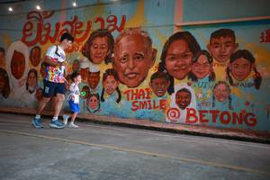 BIB: 1019
                            <button type="button" onclick="openModal(21758539)" class="btn btn-primary btn-sm float-right btn-popup" data-toggle="modal" data-target=".modal-high-quality">
                        <i class="fas fa-shopping-cart"></i> Add to Cart
                    </button>
                                            <button type="button" onclick="isThisMe(21758539, true)" class="btn btn-success btn-sm float-right btn-popup btn-isme hidden" data-toggle="tooltip" data-placement="bottom" title="นี่คือรูปของคุณใช่ไหม คลิกที่นี่เพื่อเอาเข้าอัลบั้ม">
                        <i class="fas fa-plus"></i> Add to album
                    </button>
                    <button type="button" onclick="isThisMe(21758539, false)" class="btn btn-warning btn-sm float-right btn-popup btn-isnotme hidden">
                        <i class="fas fa-ban"></i> Remove from album
                    </button>