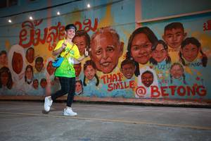 BIB: 157
                            <button type="button" onclick="openModal(21758827)" class="btn btn-primary btn-sm float-right btn-popup" data-toggle="modal" data-target=".modal-high-quality">
                        <i class="fas fa-shopping-cart"></i> Add to Cart
                    </button>
                                            <button type="button" onclick="isThisMe(21758827, true)" class="btn btn-success btn-sm float-right btn-popup btn-isme hidden" data-toggle="tooltip" data-placement="bottom" title="นี่คือรูปของคุณใช่ไหม คลิกที่นี่เพื่อเอาเข้าอัลบั้ม">
                        <i class="fas fa-plus"></i> Add to album
                    </button>
                    <button type="button" onclick="isThisMe(21758827, false)" class="btn btn-warning btn-sm float-right btn-popup btn-isnotme hidden">
                        <i class="fas fa-ban"></i> Remove from album
                    </button>