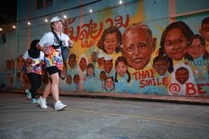 BIB: 6209
                            <button type="button" onclick="openModal(21758876)" class="btn btn-primary btn-sm float-right btn-popup" data-toggle="modal" data-target=".modal-high-quality">
                        <i class="fas fa-shopping-cart"></i> Add to Cart
                    </button>
                                            <button type="button" onclick="isThisMe(21758876, true)" class="btn btn-success btn-sm float-right btn-popup btn-isme hidden" data-toggle="tooltip" data-placement="bottom" title="นี่คือรูปของคุณใช่ไหม คลิกที่นี่เพื่อเอาเข้าอัลบั้ม">
                        <i class="fas fa-plus"></i> Add to album
                    </button>
                    <button type="button" onclick="isThisMe(21758876, false)" class="btn btn-warning btn-sm float-right btn-popup btn-isnotme hidden">
                        <i class="fas fa-ban"></i> Remove from album
                    </button>