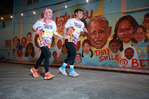 BIB: 50497, 50430
                            <button type="button" onclick="openModal(21755632)" class="btn btn-primary btn-sm float-right btn-popup" data-toggle="modal" data-target=".modal-high-quality">
                        <i class="fas fa-shopping-cart"></i> Add to Cart
                    </button>
                                            <button type="button" onclick="isThisMe(21755632, true)" class="btn btn-success btn-sm float-right btn-popup btn-isme hidden" data-toggle="tooltip" data-placement="bottom" title="นี่คือรูปของคุณใช่ไหม คลิกที่นี่เพื่อเอาเข้าอัลบั้ม">
                        <i class="fas fa-plus"></i> Add to album
                    </button>
                    <button type="button" onclick="isThisMe(21755632, false)" class="btn btn-warning btn-sm float-right btn-popup btn-isnotme hidden">
                        <i class="fas fa-ban"></i> Remove from album
                    </button>