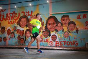 BIB: 6209, 783
                            <button type="button" onclick="openModal(21752430)" class="btn btn-primary btn-sm float-right btn-popup" data-toggle="modal" data-target=".modal-high-quality">
                        <i class="fas fa-shopping-cart"></i> Add to Cart
                    </button>
                                            <button type="button" onclick="isThisMe(21752430, true)" class="btn btn-success btn-sm float-right btn-popup btn-isme hidden" data-toggle="tooltip" data-placement="bottom" title="นี่คือรูปของคุณใช่ไหม คลิกที่นี่เพื่อเอาเข้าอัลบั้ม">
                        <i class="fas fa-plus"></i> Add to album
                    </button>
                    <button type="button" onclick="isThisMe(21752430, false)" class="btn btn-warning btn-sm float-right btn-popup btn-isnotme hidden">
                        <i class="fas fa-ban"></i> Remove from album
                    </button>