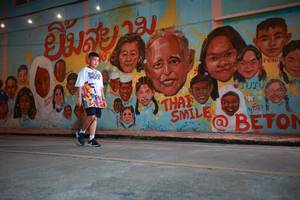 BIB: 019
                            <button type="button" onclick="openModal(21755137)" class="btn btn-primary btn-sm float-right btn-popup" data-toggle="modal" data-target=".modal-high-quality">
                        <i class="fas fa-shopping-cart"></i> Add to Cart
                    </button>
                                            <button type="button" onclick="isThisMe(21755137, true)" class="btn btn-success btn-sm float-right btn-popup btn-isme hidden" data-toggle="tooltip" data-placement="bottom" title="นี่คือรูปของคุณใช่ไหม คลิกที่นี่เพื่อเอาเข้าอัลบั้ม">
                        <i class="fas fa-plus"></i> Add to album
                    </button>
                    <button type="button" onclick="isThisMe(21755137, false)" class="btn btn-warning btn-sm float-right btn-popup btn-isnotme hidden">
                        <i class="fas fa-ban"></i> Remove from album
                    </button>