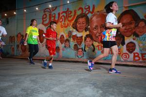 BIB: 690
                            <button type="button" onclick="openModal(21757988)" class="btn btn-primary btn-sm float-right btn-popup" data-toggle="modal" data-target=".modal-high-quality">
                        <i class="fas fa-shopping-cart"></i> Add to Cart
                    </button>
                                            <button type="button" onclick="isThisMe(21757988, true)" class="btn btn-success btn-sm float-right btn-popup btn-isme hidden" data-toggle="tooltip" data-placement="bottom" title="นี่คือรูปของคุณใช่ไหม คลิกที่นี่เพื่อเอาเข้าอัลบั้ม">
                        <i class="fas fa-plus"></i> Add to album
                    </button>
                    <button type="button" onclick="isThisMe(21757988, false)" class="btn btn-warning btn-sm float-right btn-popup btn-isnotme hidden">
                        <i class="fas fa-ban"></i> Remove from album
                    </button>