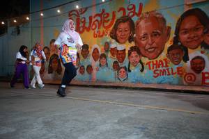 BIB: 6909
                            <button type="button" onclick="openModal(21758621)" class="btn btn-primary btn-sm float-right btn-popup" data-toggle="modal" data-target=".modal-high-quality">
                        <i class="fas fa-shopping-cart"></i> Add to Cart
                    </button>
                                            <button type="button" onclick="isThisMe(21758621, true)" class="btn btn-success btn-sm float-right btn-popup btn-isme hidden" data-toggle="tooltip" data-placement="bottom" title="นี่คือรูปของคุณใช่ไหม คลิกที่นี่เพื่อเอาเข้าอัลบั้ม">
                        <i class="fas fa-plus"></i> Add to album
                    </button>
                    <button type="button" onclick="isThisMe(21758621, false)" class="btn btn-warning btn-sm float-right btn-popup btn-isnotme hidden">
                        <i class="fas fa-ban"></i> Remove from album
                    </button>