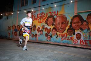 BIB: 305502
                            <button type="button" onclick="openModal(21754332)" class="btn btn-primary btn-sm float-right btn-popup" data-toggle="modal" data-target=".modal-high-quality">
                        <i class="fas fa-shopping-cart"></i> Add to Cart
                    </button>
                                            <button type="button" onclick="isThisMe(21754332, true)" class="btn btn-success btn-sm float-right btn-popup btn-isme hidden" data-toggle="tooltip" data-placement="bottom" title="นี่คือรูปของคุณใช่ไหม คลิกที่นี่เพื่อเอาเข้าอัลบั้ม">
                        <i class="fas fa-plus"></i> Add to album
                    </button>
                    <button type="button" onclick="isThisMe(21754332, false)" class="btn btn-warning btn-sm float-right btn-popup btn-isnotme hidden">
                        <i class="fas fa-ban"></i> Remove from album
                    </button>