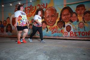 BIB: 62029
                            <button type="button" onclick="openModal(21759340)" class="btn btn-primary btn-sm float-right btn-popup" data-toggle="modal" data-target=".modal-high-quality">
                        <i class="fas fa-shopping-cart"></i> Add to Cart
                    </button>
                                            <button type="button" onclick="isThisMe(21759340, true)" class="btn btn-success btn-sm float-right btn-popup btn-isme hidden" data-toggle="tooltip" data-placement="bottom" title="นี่คือรูปของคุณใช่ไหม คลิกที่นี่เพื่อเอาเข้าอัลบั้ม">
                        <i class="fas fa-plus"></i> Add to album
                    </button>
                    <button type="button" onclick="isThisMe(21759340, false)" class="btn btn-warning btn-sm float-right btn-popup btn-isnotme hidden">
                        <i class="fas fa-ban"></i> Remove from album
                    </button>