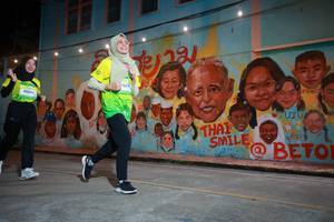 BIB: 9000, 2009, 500
                            <button type="button" onclick="openModal(21759035)" class="btn btn-primary btn-sm float-right btn-popup" data-toggle="modal" data-target=".modal-high-quality">
                        <i class="fas fa-shopping-cart"></i> Add to Cart
                    </button>
                                            <button type="button" onclick="isThisMe(21759035, true)" class="btn btn-success btn-sm float-right btn-popup btn-isme hidden" data-toggle="tooltip" data-placement="bottom" title="นี่คือรูปของคุณใช่ไหม คลิกที่นี่เพื่อเอาเข้าอัลบั้ม">
                        <i class="fas fa-plus"></i> Add to album
                    </button>
                    <button type="button" onclick="isThisMe(21759035, false)" class="btn btn-warning btn-sm float-right btn-popup btn-isnotme hidden">
                        <i class="fas fa-ban"></i> Remove from album
                    </button>