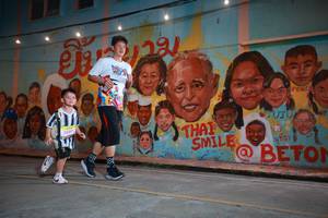 BIB: 
                            <button type="button" onclick="openModal(21755451)" class="btn btn-primary btn-sm float-right btn-popup" data-toggle="modal" data-target=".modal-high-quality">
                        <i class="fas fa-shopping-cart"></i> Add to Cart
                    </button>
                                            <button type="button" onclick="isThisMe(21755451, true)" class="btn btn-success btn-sm float-right btn-popup btn-isme hidden" data-toggle="tooltip" data-placement="bottom" title="นี่คือรูปของคุณใช่ไหม คลิกที่นี่เพื่อเอาเข้าอัลบั้ม">
                        <i class="fas fa-plus"></i> Add to album
                    </button>
                    <button type="button" onclick="isThisMe(21755451, false)" class="btn btn-warning btn-sm float-right btn-popup btn-isnotme hidden">
                        <i class="fas fa-ban"></i> Remove from album
                    </button>