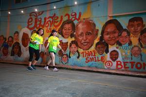 BIB: 699, 300, 516, 1857
                            <button type="button" onclick="openModal(21758365)" class="btn btn-primary btn-sm float-right btn-popup" data-toggle="modal" data-target=".modal-high-quality">
                        <i class="fas fa-shopping-cart"></i> Add to Cart
                    </button>
                                            <button type="button" onclick="isThisMe(21758365, true)" class="btn btn-success btn-sm float-right btn-popup btn-isme hidden" data-toggle="tooltip" data-placement="bottom" title="นี่คือรูปของคุณใช่ไหม คลิกที่นี่เพื่อเอาเข้าอัลบั้ม">
                        <i class="fas fa-plus"></i> Add to album
                    </button>
                    <button type="button" onclick="isThisMe(21758365, false)" class="btn btn-warning btn-sm float-right btn-popup btn-isnotme hidden">
                        <i class="fas fa-ban"></i> Remove from album
                    </button>