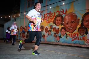 BIB: 6209
                            <button type="button" onclick="openModal(21758591)" class="btn btn-primary btn-sm float-right btn-popup" data-toggle="modal" data-target=".modal-high-quality">
                        <i class="fas fa-shopping-cart"></i> Add to Cart
                    </button>
                                            <button type="button" onclick="isThisMe(21758591, true)" class="btn btn-success btn-sm float-right btn-popup btn-isme hidden" data-toggle="tooltip" data-placement="bottom" title="นี่คือรูปของคุณใช่ไหม คลิกที่นี่เพื่อเอาเข้าอัลบั้ม">
                        <i class="fas fa-plus"></i> Add to album
                    </button>
                    <button type="button" onclick="isThisMe(21758591, false)" class="btn btn-warning btn-sm float-right btn-popup btn-isnotme hidden">
                        <i class="fas fa-ban"></i> Remove from album
                    </button>