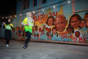 BIB: 90046
                            <button type="button" onclick="openModal(21759014)" class="btn btn-primary btn-sm float-right btn-popup" data-toggle="modal" data-target=".modal-high-quality">
                        <i class="fas fa-shopping-cart"></i> Add to Cart
                    </button>
                                            <button type="button" onclick="isThisMe(21759014, true)" class="btn btn-success btn-sm float-right btn-popup btn-isme hidden" data-toggle="tooltip" data-placement="bottom" title="นี่คือรูปของคุณใช่ไหม คลิกที่นี่เพื่อเอาเข้าอัลบั้ม">
                        <i class="fas fa-plus"></i> Add to album
                    </button>
                    <button type="button" onclick="isThisMe(21759014, false)" class="btn btn-warning btn-sm float-right btn-popup btn-isnotme hidden">
                        <i class="fas fa-ban"></i> Remove from album
                    </button>