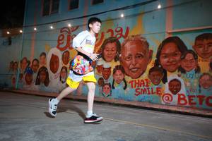 BIB: 291
                            <button type="button" onclick="openModal(21754333)" class="btn btn-primary btn-sm float-right btn-popup" data-toggle="modal" data-target=".modal-high-quality">
                        <i class="fas fa-shopping-cart"></i> Add to Cart
                    </button>
                                            <button type="button" onclick="isThisMe(21754333, true)" class="btn btn-success btn-sm float-right btn-popup btn-isme hidden" data-toggle="tooltip" data-placement="bottom" title="นี่คือรูปของคุณใช่ไหม คลิกที่นี่เพื่อเอาเข้าอัลบั้ม">
                        <i class="fas fa-plus"></i> Add to album
                    </button>
                    <button type="button" onclick="isThisMe(21754333, false)" class="btn btn-warning btn-sm float-right btn-popup btn-isnotme hidden">
                        <i class="fas fa-ban"></i> Remove from album
                    </button>