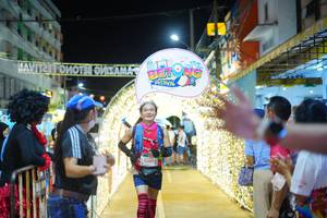 BIB: 3300
                            <button type="button" onclick="openModal(21830371)" class="btn btn-primary btn-sm float-right btn-popup" data-toggle="modal" data-target=".modal-high-quality">
                        <i class="fas fa-shopping-cart"></i> Add to Cart
                    </button>
                                            <button type="button" onclick="isThisMe(21830371, true)" class="btn btn-success btn-sm float-right btn-popup btn-isme hidden" data-toggle="tooltip" data-placement="bottom" title="นี่คือรูปของคุณใช่ไหม คลิกที่นี่เพื่อเอาเข้าอัลบั้ม">
                        <i class="fas fa-plus"></i> Add to album
                    </button>
                    <button type="button" onclick="isThisMe(21830371, false)" class="btn btn-warning btn-sm float-right btn-popup btn-isnotme hidden">
                        <i class="fas fa-ban"></i> Remove from album
                    </button>