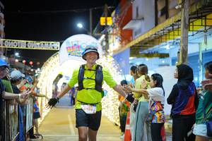 BIB: 5488
                            <button type="button" onclick="openModal(21830085)" class="btn btn-primary btn-sm float-right btn-popup" data-toggle="modal" data-target=".modal-high-quality">
                        <i class="fas fa-shopping-cart"></i> Add to Cart
                    </button>
                                            <button type="button" onclick="isThisMe(21830085, true)" class="btn btn-success btn-sm float-right btn-popup btn-isme hidden" data-toggle="tooltip" data-placement="bottom" title="นี่คือรูปของคุณใช่ไหม คลิกที่นี่เพื่อเอาเข้าอัลบั้ม">
                        <i class="fas fa-plus"></i> Add to album
                    </button>
                    <button type="button" onclick="isThisMe(21830085, false)" class="btn btn-warning btn-sm float-right btn-popup btn-isnotme hidden">
                        <i class="fas fa-ban"></i> Remove from album
                    </button>