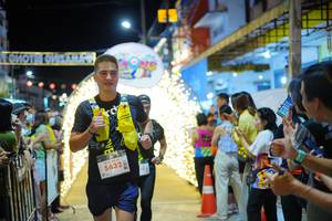 BIB: 5432
                            <button type="button" onclick="openModal(21830032)" class="btn btn-primary btn-sm float-right btn-popup" data-toggle="modal" data-target=".modal-high-quality">
                        <i class="fas fa-shopping-cart"></i> Add to Cart
                    </button>
                                            <button type="button" onclick="isThisMe(21830032, true)" class="btn btn-success btn-sm float-right btn-popup btn-isme hidden" data-toggle="tooltip" data-placement="bottom" title="นี่คือรูปของคุณใช่ไหม คลิกที่นี่เพื่อเอาเข้าอัลบั้ม">
                        <i class="fas fa-plus"></i> Add to album
                    </button>
                    <button type="button" onclick="isThisMe(21830032, false)" class="btn btn-warning btn-sm float-right btn-popup btn-isnotme hidden">
                        <i class="fas fa-ban"></i> Remove from album
                    </button>