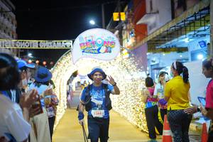 BIB: 5268
                            <button type="button" onclick="openModal(21830462)" class="btn btn-primary btn-sm float-right btn-popup" data-toggle="modal" data-target=".modal-high-quality">
                        <i class="fas fa-shopping-cart"></i> Add to Cart
                    </button>
                                            <button type="button" onclick="isThisMe(21830462, true)" class="btn btn-success btn-sm float-right btn-popup btn-isme hidden" data-toggle="tooltip" data-placement="bottom" title="นี่คือรูปของคุณใช่ไหม คลิกที่นี่เพื่อเอาเข้าอัลบั้ม">
                        <i class="fas fa-plus"></i> Add to album
                    </button>
                    <button type="button" onclick="isThisMe(21830462, false)" class="btn btn-warning btn-sm float-right btn-popup btn-isnotme hidden">
                        <i class="fas fa-ban"></i> Remove from album
                    </button>