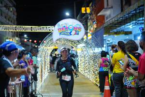 BIB: 5131
                            <button type="button" onclick="openModal(21830208)" class="btn btn-primary btn-sm float-right btn-popup" data-toggle="modal" data-target=".modal-high-quality">
                        <i class="fas fa-shopping-cart"></i> Add to Cart
                    </button>
                                            <button type="button" onclick="isThisMe(21830208, true)" class="btn btn-success btn-sm float-right btn-popup btn-isme hidden" data-toggle="tooltip" data-placement="bottom" title="นี่คือรูปของคุณใช่ไหม คลิกที่นี่เพื่อเอาเข้าอัลบั้ม">
                        <i class="fas fa-plus"></i> Add to album
                    </button>
                    <button type="button" onclick="isThisMe(21830208, false)" class="btn btn-warning btn-sm float-right btn-popup btn-isnotme hidden">
                        <i class="fas fa-ban"></i> Remove from album
                    </button>