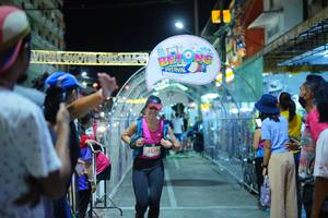 BIB: 5577
                            <button type="button" onclick="openModal(21830350)" class="btn btn-primary btn-sm float-right btn-popup" data-toggle="modal" data-target=".modal-high-quality">
                        <i class="fas fa-shopping-cart"></i> Add to Cart
                    </button>
                                            <button type="button" onclick="isThisMe(21830350, true)" class="btn btn-success btn-sm float-right btn-popup btn-isme hidden" data-toggle="tooltip" data-placement="bottom" title="นี่คือรูปของคุณใช่ไหม คลิกที่นี่เพื่อเอาเข้าอัลบั้ม">
                        <i class="fas fa-plus"></i> Add to album
                    </button>
                    <button type="button" onclick="isThisMe(21830350, false)" class="btn btn-warning btn-sm float-right btn-popup btn-isnotme hidden">
                        <i class="fas fa-ban"></i> Remove from album
                    </button>