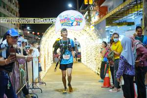 BIB: 5518
                            <button type="button" onclick="openModal(21830100)" class="btn btn-primary btn-sm float-right btn-popup" data-toggle="modal" data-target=".modal-high-quality">
                        <i class="fas fa-shopping-cart"></i> Add to Cart
                    </button>
                                            <button type="button" onclick="isThisMe(21830100, true)" class="btn btn-success btn-sm float-right btn-popup btn-isme hidden" data-toggle="tooltip" data-placement="bottom" title="นี่คือรูปของคุณใช่ไหม คลิกที่นี่เพื่อเอาเข้าอัลบั้ม">
                        <i class="fas fa-plus"></i> Add to album
                    </button>
                    <button type="button" onclick="isThisMe(21830100, false)" class="btn btn-warning btn-sm float-right btn-popup btn-isnotme hidden">
                        <i class="fas fa-ban"></i> Remove from album
                    </button>