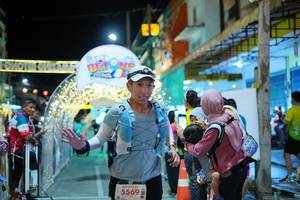 BIB: 5569
                            <button type="button" onclick="openModal(21830141)" class="btn btn-primary btn-sm float-right btn-popup" data-toggle="modal" data-target=".modal-high-quality">
                        <i class="fas fa-shopping-cart"></i> Add to Cart
                    </button>
                                            <button type="button" onclick="isThisMe(21830141, true)" class="btn btn-success btn-sm float-right btn-popup btn-isme hidden" data-toggle="tooltip" data-placement="bottom" title="นี่คือรูปของคุณใช่ไหม คลิกที่นี่เพื่อเอาเข้าอัลบั้ม">
                        <i class="fas fa-plus"></i> Add to album
                    </button>
                    <button type="button" onclick="isThisMe(21830141, false)" class="btn btn-warning btn-sm float-right btn-popup btn-isnotme hidden">
                        <i class="fas fa-ban"></i> Remove from album
                    </button>