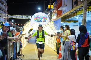 BIB: 
                            <button type="button" onclick="openModal(21830090)" class="btn btn-primary btn-sm float-right btn-popup" data-toggle="modal" data-target=".modal-high-quality">
                        <i class="fas fa-shopping-cart"></i> Add to Cart
                    </button>
                                            <button type="button" onclick="isThisMe(21830090, true)" class="btn btn-success btn-sm float-right btn-popup btn-isme hidden" data-toggle="tooltip" data-placement="bottom" title="นี่คือรูปของคุณใช่ไหม คลิกที่นี่เพื่อเอาเข้าอัลบั้ม">
                        <i class="fas fa-plus"></i> Add to album
                    </button>
                    <button type="button" onclick="isThisMe(21830090, false)" class="btn btn-warning btn-sm float-right btn-popup btn-isnotme hidden">
                        <i class="fas fa-ban"></i> Remove from album
                    </button>