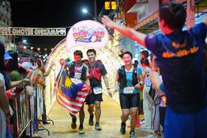 BIB: 705, 5250
                            <button type="button" onclick="openModal(21830061)" class="btn btn-primary btn-sm float-right btn-popup" data-toggle="modal" data-target=".modal-high-quality">
                        <i class="fas fa-shopping-cart"></i> Add to Cart
                    </button>
                                            <button type="button" onclick="isThisMe(21830061, true)" class="btn btn-success btn-sm float-right btn-popup btn-isme hidden" data-toggle="tooltip" data-placement="bottom" title="นี่คือรูปของคุณใช่ไหม คลิกที่นี่เพื่อเอาเข้าอัลบั้ม">
                        <i class="fas fa-plus"></i> Add to album
                    </button>
                    <button type="button" onclick="isThisMe(21830061, false)" class="btn btn-warning btn-sm float-right btn-popup btn-isnotme hidden">
                        <i class="fas fa-ban"></i> Remove from album
                    </button>