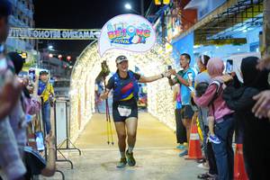 BIB: 3210
                            <button type="button" onclick="openModal(21830107)" class="btn btn-primary btn-sm float-right btn-popup" data-toggle="modal" data-target=".modal-high-quality">
                        <i class="fas fa-shopping-cart"></i> Add to Cart
                    </button>
                                            <button type="button" onclick="isThisMe(21830107, true)" class="btn btn-success btn-sm float-right btn-popup btn-isme hidden" data-toggle="tooltip" data-placement="bottom" title="นี่คือรูปของคุณใช่ไหม คลิกที่นี่เพื่อเอาเข้าอัลบั้ม">
                        <i class="fas fa-plus"></i> Add to album
                    </button>
                    <button type="button" onclick="isThisMe(21830107, false)" class="btn btn-warning btn-sm float-right btn-popup btn-isnotme hidden">
                        <i class="fas fa-ban"></i> Remove from album
                    </button>