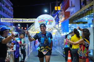 BIB: 5583
                            <button type="button" onclick="openModal(21830193)" class="btn btn-primary btn-sm float-right btn-popup" data-toggle="modal" data-target=".modal-high-quality">
                        <i class="fas fa-shopping-cart"></i> Add to Cart
                    </button>
                                            <button type="button" onclick="isThisMe(21830193, true)" class="btn btn-success btn-sm float-right btn-popup btn-isme hidden" data-toggle="tooltip" data-placement="bottom" title="นี่คือรูปของคุณใช่ไหม คลิกที่นี่เพื่อเอาเข้าอัลบั้ม">
                        <i class="fas fa-plus"></i> Add to album
                    </button>
                    <button type="button" onclick="isThisMe(21830193, false)" class="btn btn-warning btn-sm float-right btn-popup btn-isnotme hidden">
                        <i class="fas fa-ban"></i> Remove from album
                    </button>