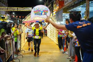 BIB: 5570
                            <button type="button" onclick="openModal(21830020)" class="btn btn-primary btn-sm float-right btn-popup" data-toggle="modal" data-target=".modal-high-quality">
                        <i class="fas fa-shopping-cart"></i> Add to Cart
                    </button>
                                            <button type="button" onclick="isThisMe(21830020, true)" class="btn btn-success btn-sm float-right btn-popup btn-isme hidden" data-toggle="tooltip" data-placement="bottom" title="นี่คือรูปของคุณใช่ไหม คลิกที่นี่เพื่อเอาเข้าอัลบั้ม">
                        <i class="fas fa-plus"></i> Add to album
                    </button>
                    <button type="button" onclick="isThisMe(21830020, false)" class="btn btn-warning btn-sm float-right btn-popup btn-isnotme hidden">
                        <i class="fas fa-ban"></i> Remove from album
                    </button>