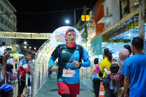 BIB: 5194
                            <button type="button" onclick="openModal(21830136)" class="btn btn-primary btn-sm float-right btn-popup" data-toggle="modal" data-target=".modal-high-quality">
                        <i class="fas fa-shopping-cart"></i> Add to Cart
                    </button>
                                            <button type="button" onclick="isThisMe(21830136, true)" class="btn btn-success btn-sm float-right btn-popup btn-isme hidden" data-toggle="tooltip" data-placement="bottom" title="นี่คือรูปของคุณใช่ไหม คลิกที่นี่เพื่อเอาเข้าอัลบั้ม">
                        <i class="fas fa-plus"></i> Add to album
                    </button>
                    <button type="button" onclick="isThisMe(21830136, false)" class="btn btn-warning btn-sm float-right btn-popup btn-isnotme hidden">
                        <i class="fas fa-ban"></i> Remove from album
                    </button>