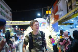 BIB: 
                            <button type="button" onclick="openModal(21830122)" class="btn btn-primary btn-sm float-right btn-popup" data-toggle="modal" data-target=".modal-high-quality">
                        <i class="fas fa-shopping-cart"></i> Add to Cart
                    </button>
                                            <button type="button" onclick="isThisMe(21830122, true)" class="btn btn-success btn-sm float-right btn-popup btn-isme hidden" data-toggle="tooltip" data-placement="bottom" title="นี่คือรูปของคุณใช่ไหม คลิกที่นี่เพื่อเอาเข้าอัลบั้ม">
                        <i class="fas fa-plus"></i> Add to album
                    </button>
                    <button type="button" onclick="isThisMe(21830122, false)" class="btn btn-warning btn-sm float-right btn-popup btn-isnotme hidden">
                        <i class="fas fa-ban"></i> Remove from album
                    </button>