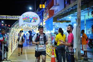 BIB: 5285
                            <button type="button" onclick="openModal(21830262)" class="btn btn-primary btn-sm float-right btn-popup" data-toggle="modal" data-target=".modal-high-quality">
                        <i class="fas fa-shopping-cart"></i> Add to Cart
                    </button>
                                            <button type="button" onclick="isThisMe(21830262, true)" class="btn btn-success btn-sm float-right btn-popup btn-isme hidden" data-toggle="tooltip" data-placement="bottom" title="นี่คือรูปของคุณใช่ไหม คลิกที่นี่เพื่อเอาเข้าอัลบั้ม">
                        <i class="fas fa-plus"></i> Add to album
                    </button>
                    <button type="button" onclick="isThisMe(21830262, false)" class="btn btn-warning btn-sm float-right btn-popup btn-isnotme hidden">
                        <i class="fas fa-ban"></i> Remove from album
                    </button>