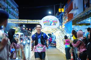 BIB: 5164
                            <button type="button" onclick="openModal(21830114)" class="btn btn-primary btn-sm float-right btn-popup" data-toggle="modal" data-target=".modal-high-quality">
                        <i class="fas fa-shopping-cart"></i> Add to Cart
                    </button>
                                            <button type="button" onclick="isThisMe(21830114, true)" class="btn btn-success btn-sm float-right btn-popup btn-isme hidden" data-toggle="tooltip" data-placement="bottom" title="นี่คือรูปของคุณใช่ไหม คลิกที่นี่เพื่อเอาเข้าอัลบั้ม">
                        <i class="fas fa-plus"></i> Add to album
                    </button>
                    <button type="button" onclick="isThisMe(21830114, false)" class="btn btn-warning btn-sm float-right btn-popup btn-isnotme hidden">
                        <i class="fas fa-ban"></i> Remove from album
                    </button>