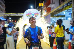 BIB: 5099
                            <button type="button" onclick="openModal(21830425)" class="btn btn-primary btn-sm float-right btn-popup" data-toggle="modal" data-target=".modal-high-quality">
                        <i class="fas fa-shopping-cart"></i> Add to Cart
                    </button>
                                            <button type="button" onclick="isThisMe(21830425, true)" class="btn btn-success btn-sm float-right btn-popup btn-isme hidden" data-toggle="tooltip" data-placement="bottom" title="นี่คือรูปของคุณใช่ไหม คลิกที่นี่เพื่อเอาเข้าอัลบั้ม">
                        <i class="fas fa-plus"></i> Add to album
                    </button>
                    <button type="button" onclick="isThisMe(21830425, false)" class="btn btn-warning btn-sm float-right btn-popup btn-isnotme hidden">
                        <i class="fas fa-ban"></i> Remove from album
                    </button>