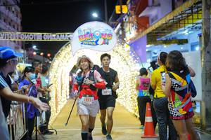 BIB: 5252
                            <button type="button" onclick="openModal(21830183)" class="btn btn-primary btn-sm float-right btn-popup" data-toggle="modal" data-target=".modal-high-quality">
                        <i class="fas fa-shopping-cart"></i> Add to Cart
                    </button>
                                            <button type="button" onclick="isThisMe(21830183, true)" class="btn btn-success btn-sm float-right btn-popup btn-isme hidden" data-toggle="tooltip" data-placement="bottom" title="นี่คือรูปของคุณใช่ไหม คลิกที่นี่เพื่อเอาเข้าอัลบั้ม">
                        <i class="fas fa-plus"></i> Add to album
                    </button>
                    <button type="button" onclick="isThisMe(21830183, false)" class="btn btn-warning btn-sm float-right btn-popup btn-isnotme hidden">
                        <i class="fas fa-ban"></i> Remove from album
                    </button>