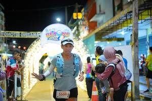 BIB: 5569
                            <button type="button" onclick="openModal(21830139)" class="btn btn-primary btn-sm float-right btn-popup" data-toggle="modal" data-target=".modal-high-quality">
                        <i class="fas fa-shopping-cart"></i> Add to Cart
                    </button>
                                            <button type="button" onclick="isThisMe(21830139, true)" class="btn btn-success btn-sm float-right btn-popup btn-isme hidden" data-toggle="tooltip" data-placement="bottom" title="นี่คือรูปของคุณใช่ไหม คลิกที่นี่เพื่อเอาเข้าอัลบั้ม">
                        <i class="fas fa-plus"></i> Add to album
                    </button>
                    <button type="button" onclick="isThisMe(21830139, false)" class="btn btn-warning btn-sm float-right btn-popup btn-isnotme hidden">
                        <i class="fas fa-ban"></i> Remove from album
                    </button>