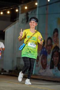 BIB: 50103, 253
                            <button type="button" onclick="openModal(21780051)" class="btn btn-primary btn-sm float-right btn-popup" data-toggle="modal" data-target=".modal-high-quality">
                        <i class="fas fa-shopping-cart"></i> Add to Cart
                    </button>
                                            <button type="button" onclick="isThisMe(21780051, true)" class="btn btn-success btn-sm float-right btn-popup btn-isme hidden" data-toggle="tooltip" data-placement="bottom" title="นี่คือรูปของคุณใช่ไหม คลิกที่นี่เพื่อเอาเข้าอัลบั้ม">
                        <i class="fas fa-plus"></i> Add to album
                    </button>
                    <button type="button" onclick="isThisMe(21780051, false)" class="btn btn-warning btn-sm float-right btn-popup btn-isnotme hidden">
                        <i class="fas fa-ban"></i> Remove from album
                    </button>