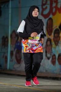 BIB: 50409
                            <button type="button" onclick="openModal(21781068)" class="btn btn-primary btn-sm float-right btn-popup" data-toggle="modal" data-target=".modal-high-quality">
                        <i class="fas fa-shopping-cart"></i> Add to Cart
                    </button>
                                            <button type="button" onclick="isThisMe(21781068, true)" class="btn btn-success btn-sm float-right btn-popup btn-isme hidden" data-toggle="tooltip" data-placement="bottom" title="นี่คือรูปของคุณใช่ไหม คลิกที่นี่เพื่อเอาเข้าอัลบั้ม">
                        <i class="fas fa-plus"></i> Add to album
                    </button>
                    <button type="button" onclick="isThisMe(21781068, false)" class="btn btn-warning btn-sm float-right btn-popup btn-isnotme hidden">
                        <i class="fas fa-ban"></i> Remove from album
                    </button>