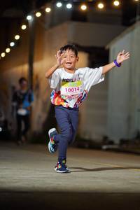 BIB: 10014
                            <button type="button" onclick="openModal(21782375)" class="btn btn-primary btn-sm float-right btn-popup" data-toggle="modal" data-target=".modal-high-quality">
                        <i class="fas fa-shopping-cart"></i> Add to Cart
                    </button>
                                            <button type="button" onclick="isThisMe(21782375, true)" class="btn btn-success btn-sm float-right btn-popup btn-isme hidden" data-toggle="tooltip" data-placement="bottom" title="นี่คือรูปของคุณใช่ไหม คลิกที่นี่เพื่อเอาเข้าอัลบั้ม">
                        <i class="fas fa-plus"></i> Add to album
                    </button>
                    <button type="button" onclick="isThisMe(21782375, false)" class="btn btn-warning btn-sm float-right btn-popup btn-isnotme hidden">
                        <i class="fas fa-ban"></i> Remove from album
                    </button>