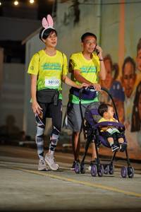 BIB: 50133
                            <button type="button" onclick="openModal(21783043)" class="btn btn-primary btn-sm float-right btn-popup" data-toggle="modal" data-target=".modal-high-quality">
                        <i class="fas fa-shopping-cart"></i> Add to Cart
                    </button>
                                            <button type="button" onclick="isThisMe(21783043, true)" class="btn btn-success btn-sm float-right btn-popup btn-isme hidden" data-toggle="tooltip" data-placement="bottom" title="นี่คือรูปของคุณใช่ไหม คลิกที่นี่เพื่อเอาเข้าอัลบั้ม">
                        <i class="fas fa-plus"></i> Add to album
                    </button>
                    <button type="button" onclick="isThisMe(21783043, false)" class="btn btn-warning btn-sm float-right btn-popup btn-isnotme hidden">
                        <i class="fas fa-ban"></i> Remove from album
                    </button>