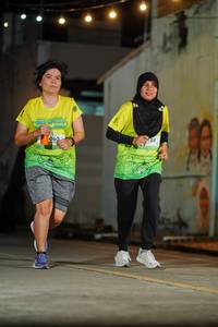 BIB: 063
                            <button type="button" onclick="openModal(21782952)" class="btn btn-primary btn-sm float-right btn-popup" data-toggle="modal" data-target=".modal-high-quality">
                        <i class="fas fa-shopping-cart"></i> Add to Cart
                    </button>
                                            <button type="button" onclick="isThisMe(21782952, true)" class="btn btn-success btn-sm float-right btn-popup btn-isme hidden" data-toggle="tooltip" data-placement="bottom" title="นี่คือรูปของคุณใช่ไหม คลิกที่นี่เพื่อเอาเข้าอัลบั้ม">
                        <i class="fas fa-plus"></i> Add to album
                    </button>
                    <button type="button" onclick="isThisMe(21782952, false)" class="btn btn-warning btn-sm float-right btn-popup btn-isnotme hidden">
                        <i class="fas fa-ban"></i> Remove from album
                    </button>