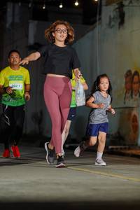 BIB: 197, 50216
                            <button type="button" onclick="openModal(21777631)" class="btn btn-primary btn-sm float-right btn-popup" data-toggle="modal" data-target=".modal-high-quality">
                        <i class="fas fa-shopping-cart"></i> Add to Cart
                    </button>
                                            <button type="button" onclick="isThisMe(21777631, true)" class="btn btn-success btn-sm float-right btn-popup btn-isme hidden" data-toggle="tooltip" data-placement="bottom" title="นี่คือรูปของคุณใช่ไหม คลิกที่นี่เพื่อเอาเข้าอัลบั้ม">
                        <i class="fas fa-plus"></i> Add to album
                    </button>
                    <button type="button" onclick="isThisMe(21777631, false)" class="btn btn-warning btn-sm float-right btn-popup btn-isnotme hidden">
                        <i class="fas fa-ban"></i> Remove from album
                    </button>