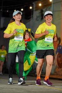 BIB: 50340, 90145
                            <button type="button" onclick="openModal(21781230)" class="btn btn-primary btn-sm float-right btn-popup" data-toggle="modal" data-target=".modal-high-quality">
                        <i class="fas fa-shopping-cart"></i> Add to Cart
                    </button>
                                            <button type="button" onclick="isThisMe(21781230, true)" class="btn btn-success btn-sm float-right btn-popup btn-isme hidden" data-toggle="tooltip" data-placement="bottom" title="นี่คือรูปของคุณใช่ไหม คลิกที่นี่เพื่อเอาเข้าอัลบั้ม">
                        <i class="fas fa-plus"></i> Add to album
                    </button>
                    <button type="button" onclick="isThisMe(21781230, false)" class="btn btn-warning btn-sm float-right btn-popup btn-isnotme hidden">
                        <i class="fas fa-ban"></i> Remove from album
                    </button>