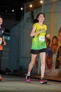 BIB: 90100, 
                            <button type="button" onclick="openModal(21776121)" class="btn btn-primary btn-sm float-right btn-popup" data-toggle="modal" data-target=".modal-high-quality">
                        <i class="fas fa-shopping-cart"></i> Add to Cart
                    </button>
                                            <button type="button" onclick="isThisMe(21776121, true)" class="btn btn-success btn-sm float-right btn-popup btn-isme hidden" data-toggle="tooltip" data-placement="bottom" title="นี่คือรูปของคุณใช่ไหม คลิกที่นี่เพื่อเอาเข้าอัลบั้ม">
                        <i class="fas fa-plus"></i> Add to album
                    </button>
                    <button type="button" onclick="isThisMe(21776121, false)" class="btn btn-warning btn-sm float-right btn-popup btn-isnotme hidden">
                        <i class="fas fa-ban"></i> Remove from album
                    </button>