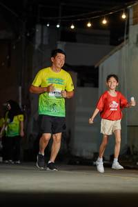 BIB: 90116
                            <button type="button" onclick="openModal(21781892)" class="btn btn-primary btn-sm float-right btn-popup" data-toggle="modal" data-target=".modal-high-quality">
                        <i class="fas fa-shopping-cart"></i> Add to Cart
                    </button>
                                            <button type="button" onclick="isThisMe(21781892, true)" class="btn btn-success btn-sm float-right btn-popup btn-isme hidden" data-toggle="tooltip" data-placement="bottom" title="นี่คือรูปของคุณใช่ไหม คลิกที่นี่เพื่อเอาเข้าอัลบั้ม">
                        <i class="fas fa-plus"></i> Add to album
                    </button>
                    <button type="button" onclick="isThisMe(21781892, false)" class="btn btn-warning btn-sm float-right btn-popup btn-isnotme hidden">
                        <i class="fas fa-ban"></i> Remove from album
                    </button>